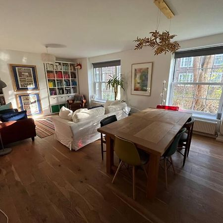 Stylish, Spacious 2 Bed 2 Bath Near Hoxton Square Leilighet London Eksteriør bilde