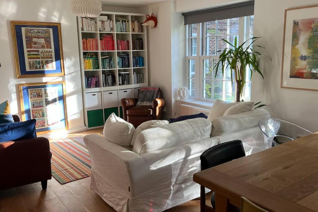 Stylish, Spacious 2 Bed 2 Bath Near Hoxton Square Leilighet London Eksteriør bilde