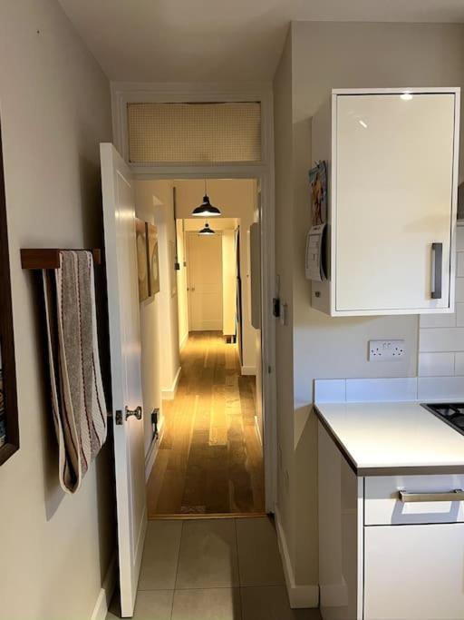 Stylish, Spacious 2 Bed 2 Bath Near Hoxton Square Leilighet London Eksteriør bilde