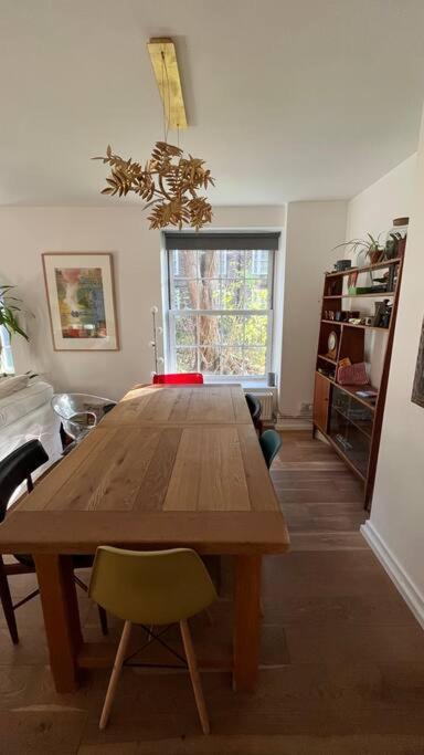 Stylish, Spacious 2 Bed 2 Bath Near Hoxton Square Leilighet London Eksteriør bilde