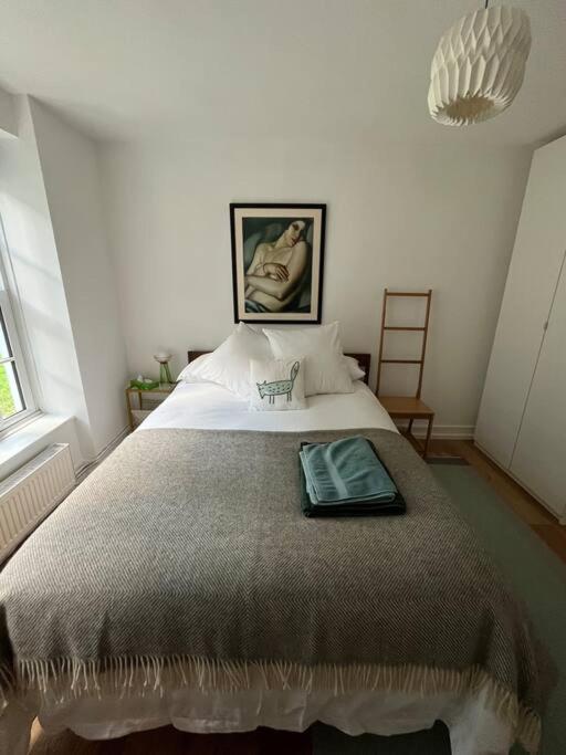 Stylish, Spacious 2 Bed 2 Bath Near Hoxton Square Leilighet London Eksteriør bilde